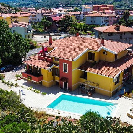 Le Pavoncelle Hotel Bosa Buitenkant foto
